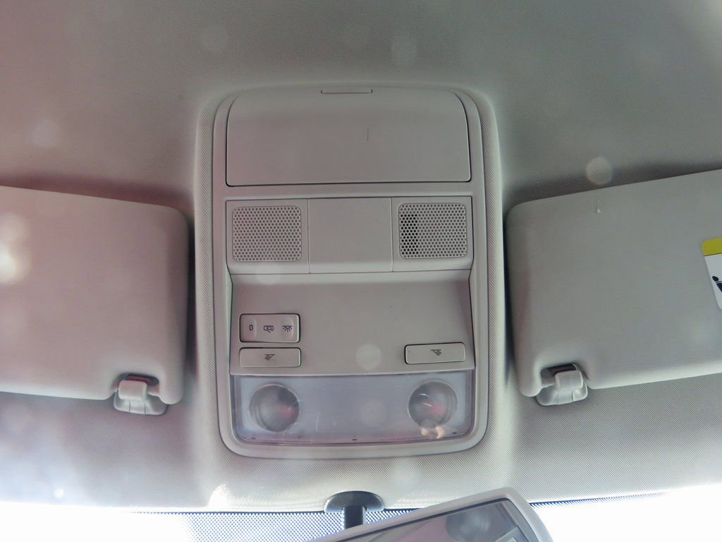 Used 2016 Volkswagen Tiguan S image 26