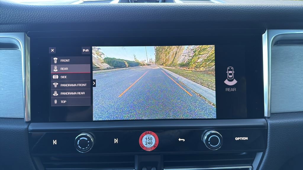 Used 2026 Porsche Macan image 12