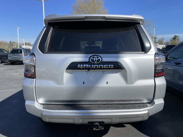 Used 2024 Toyota 4Runner TRD Off-Road Premium w/ Moonroof Package AWD/4WD image 4
