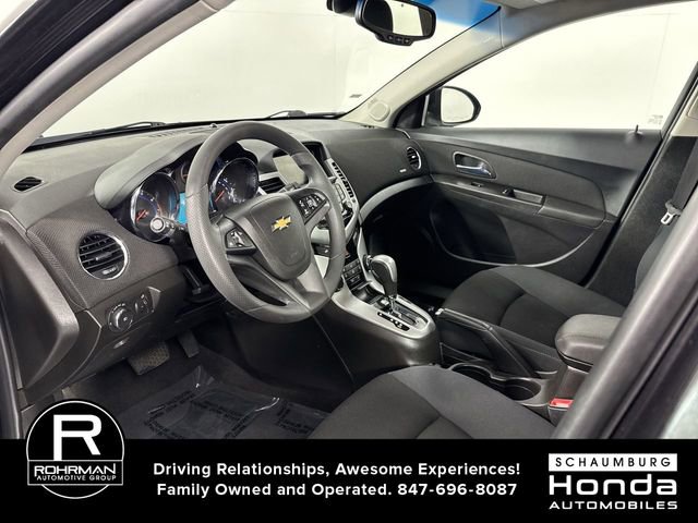 Used 2016 Chevrolet Cruze LT image 5