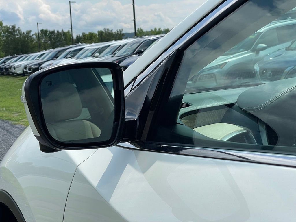 Certified 2024 Nissan Murano SL AWD/4WD image 29