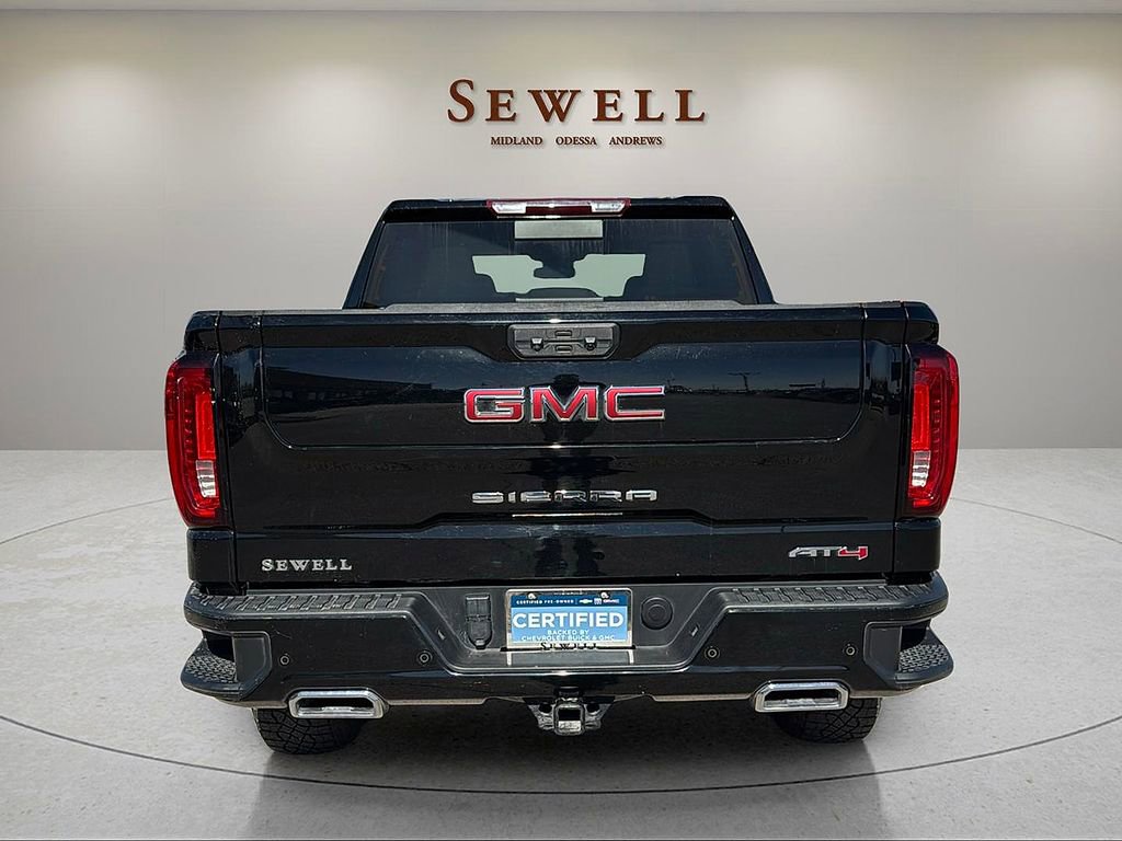 Used 2023 GMC Sierra 1500 AT4 w/ AT4 Premium Package AWD/4WD image 4