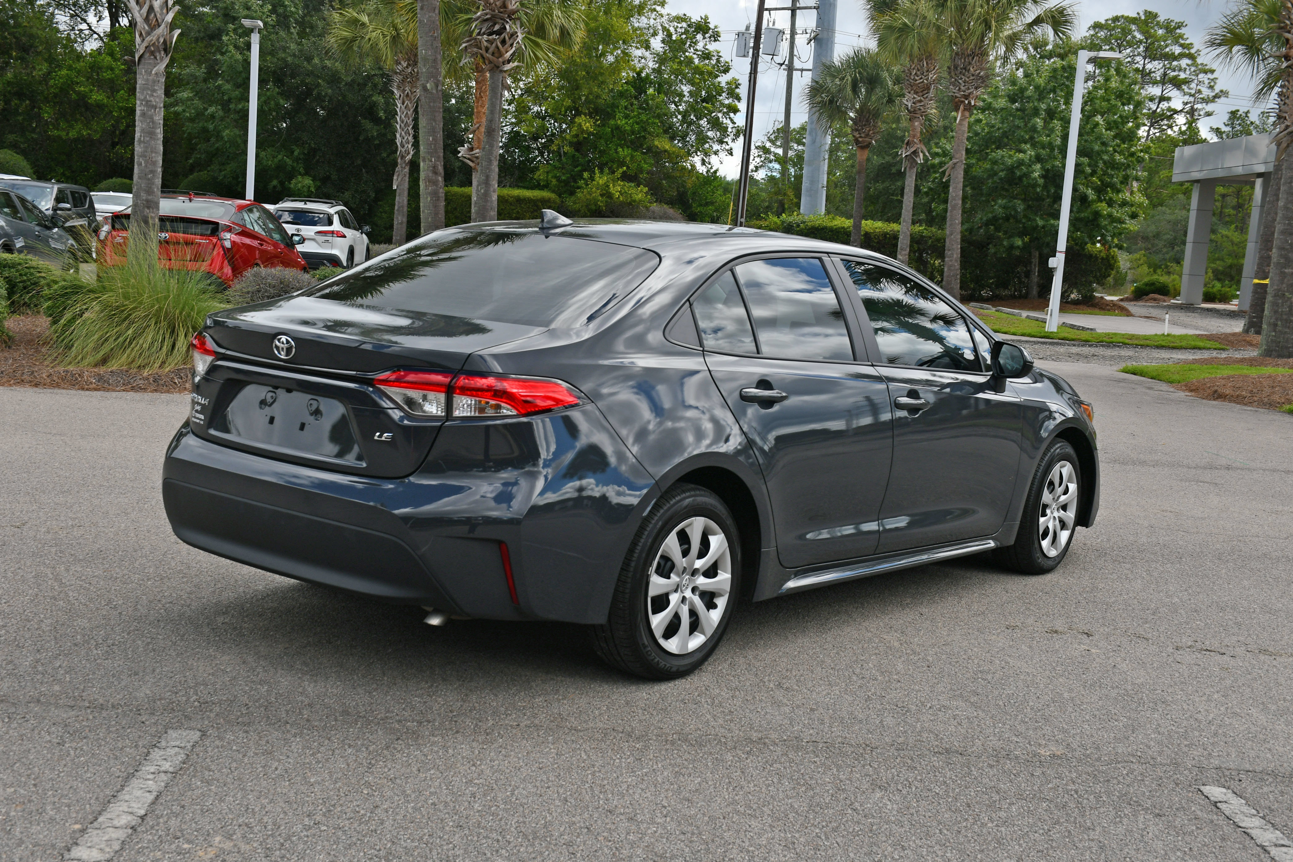 Certified 2025 Toyota Corolla LE w/ Convenience Package FWD image 3