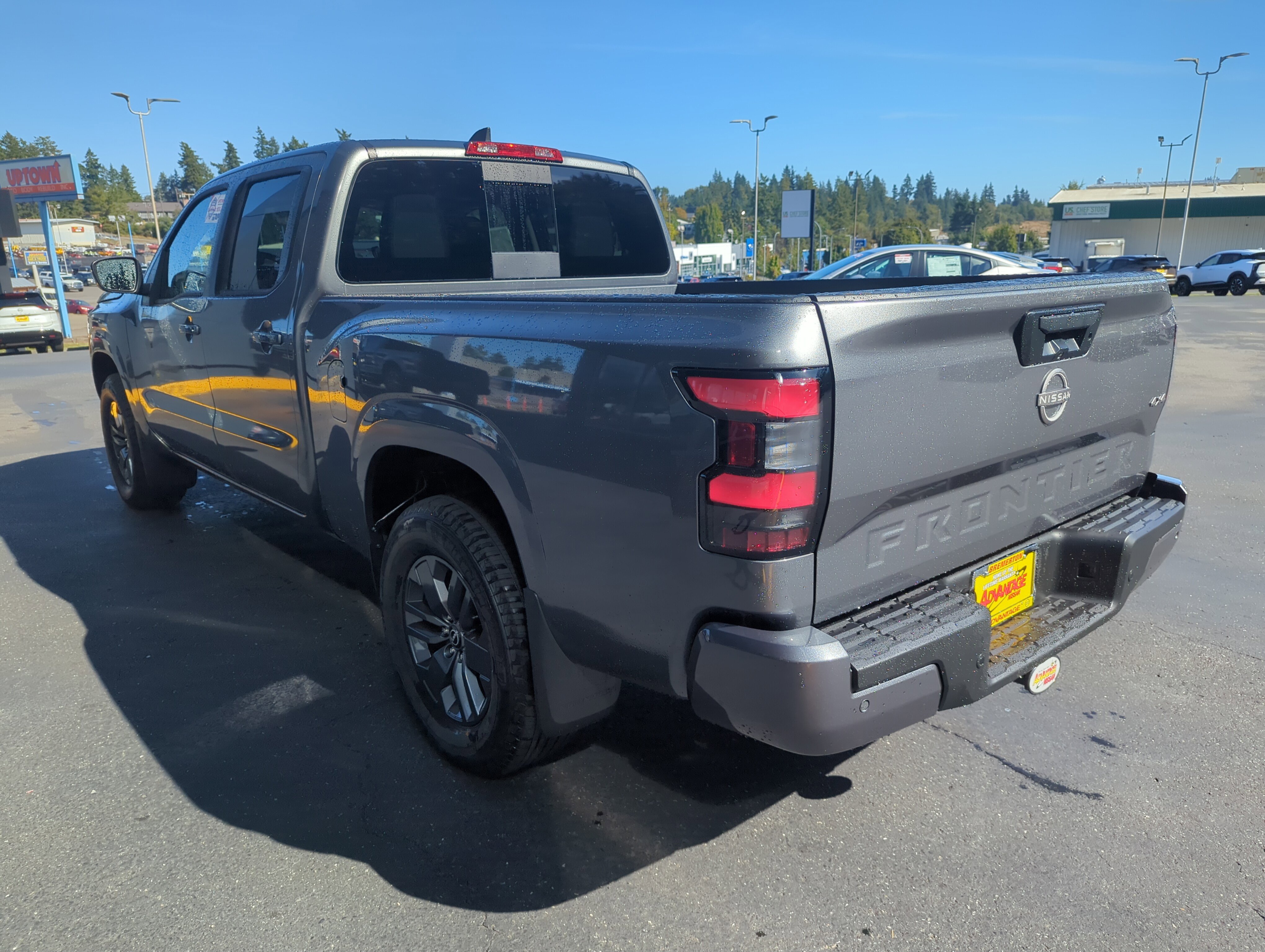 New 2026 Nissan Frontier SV w/ SV Convenience Package image 3