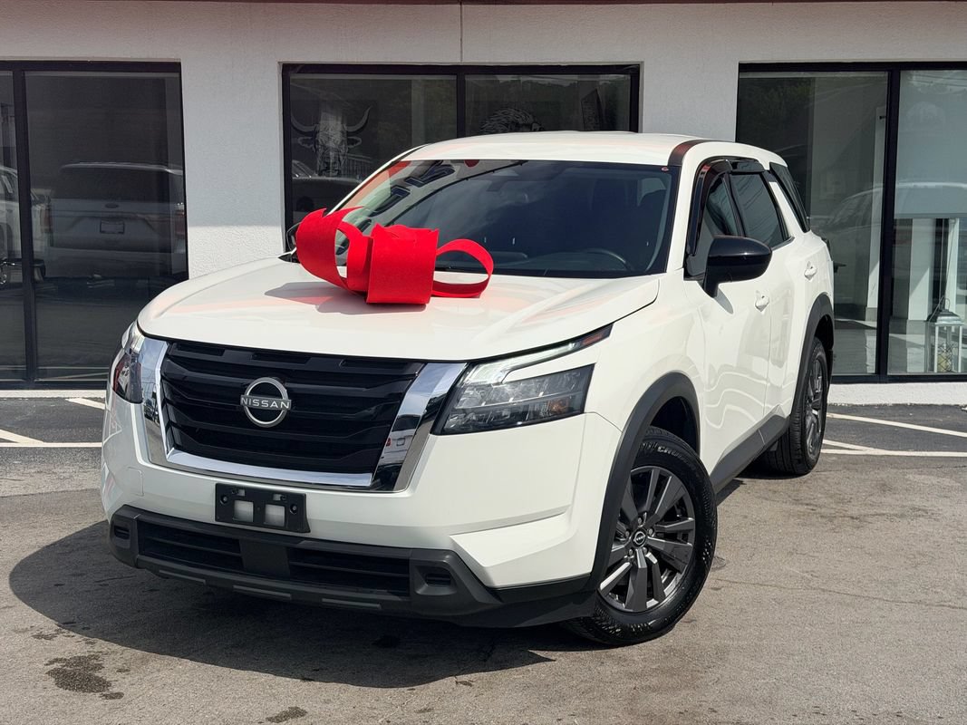 Used 2023 Nissan Pathfinder S AWD/4WD image 1