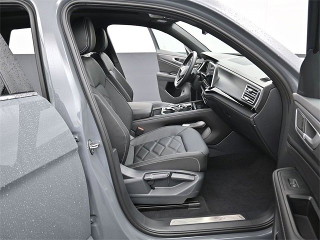 New 2026 Volkswagen Atlas Cross Sport SE image 14