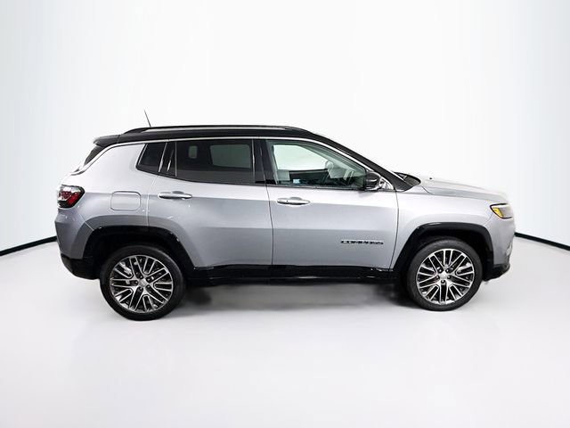 Used 2022 Jeep Compass Limited w/ Elite Group image 8