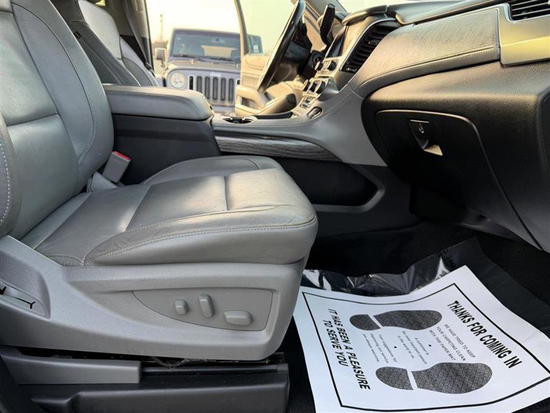 Used 2019 Chevrolet Suburban LT image 19