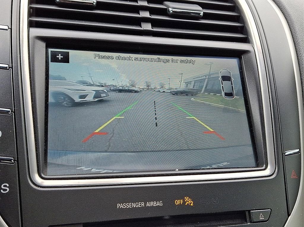 Used 2018 Lincoln MKX Reserve w/ Driver Assistance Package image 20