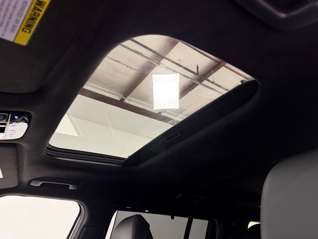 New 2025 Hyundai Santa Fe Calligraphy image 25