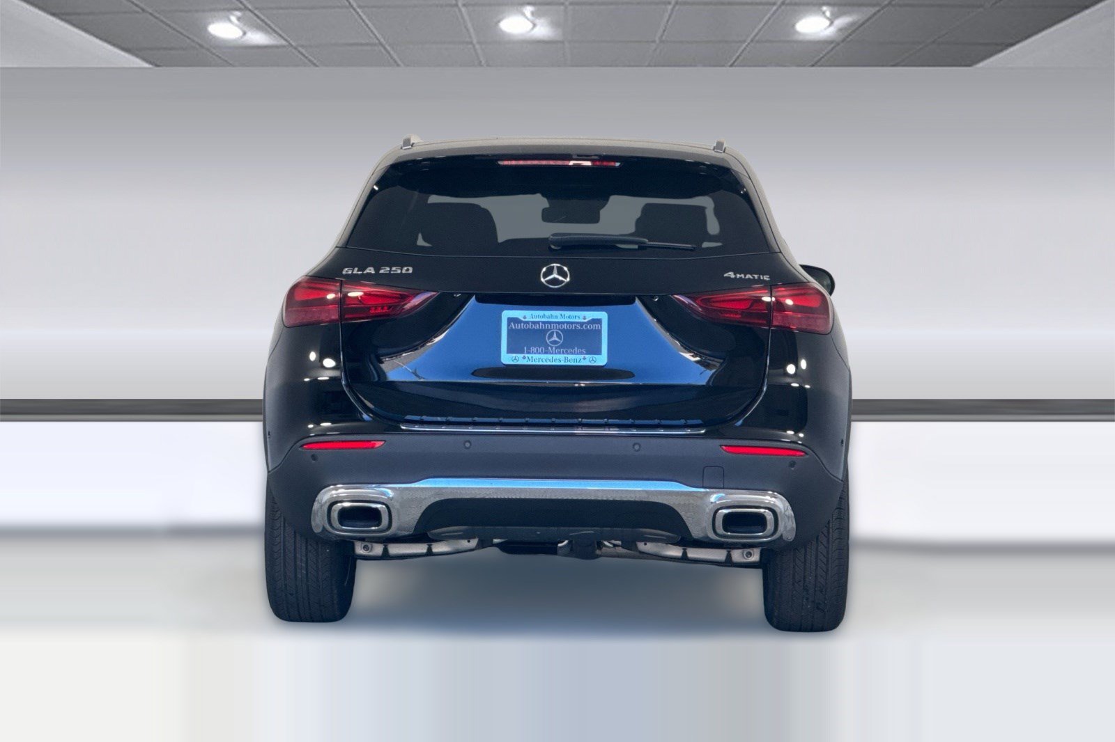 New 2025 Mercedes-Benz GLA 250 4MATIC image 9