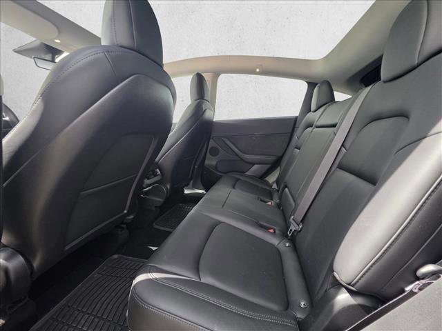 Used 2021 Tesla Model Y Long Range image 16