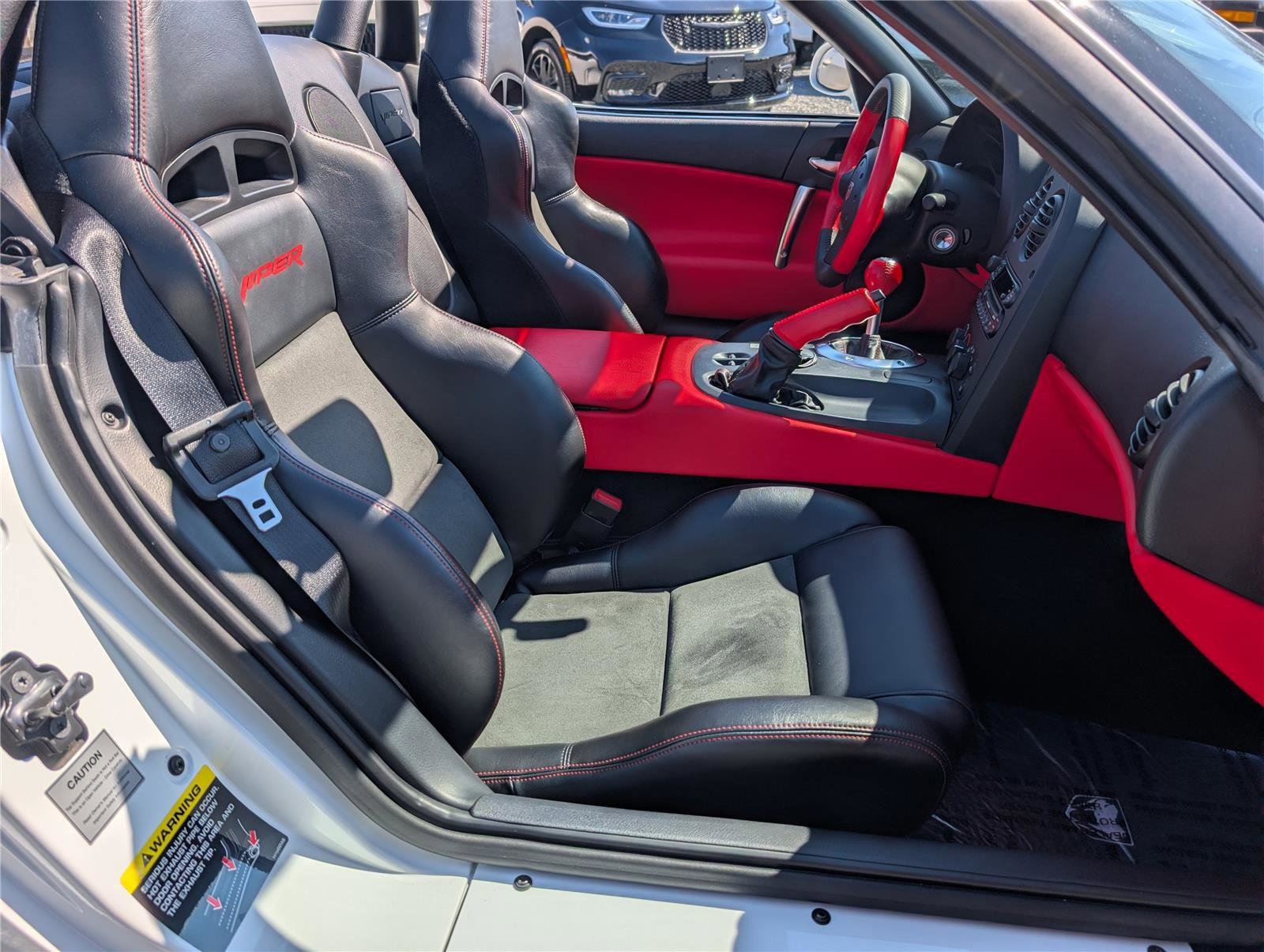 Used 2004 Dodge Viper SRT-10 image 11