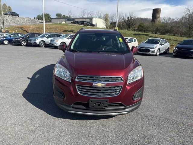 Used 2016 Chevrolet Trax LT w/ LT Sun and Sound Package image 3
