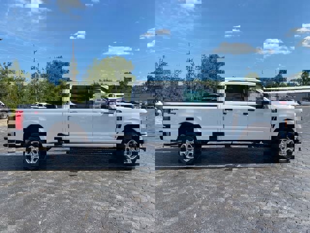 New 2026 Ford F350 XL image 8