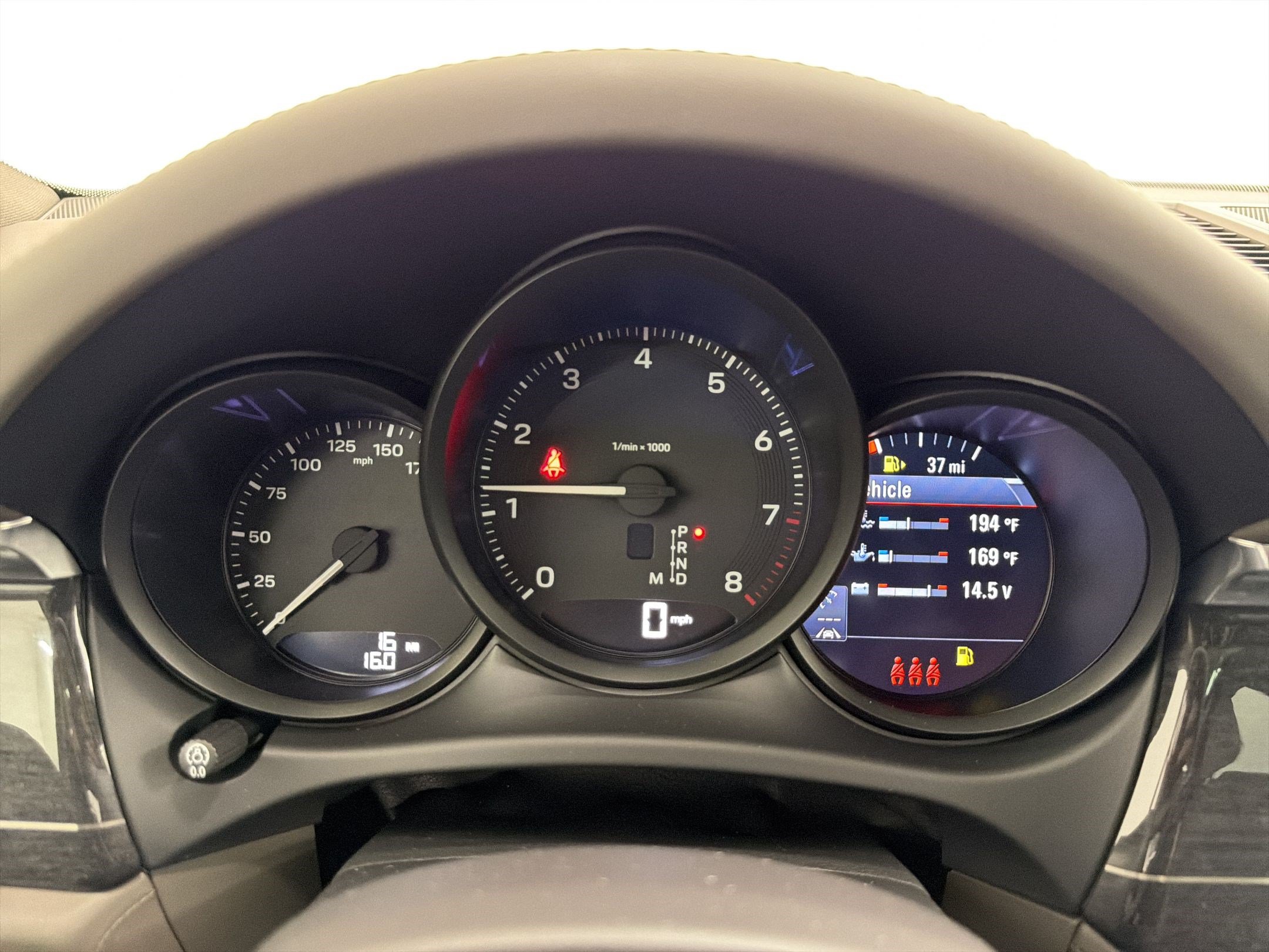 New 2026 Porsche Macan AWD/4WD image 19