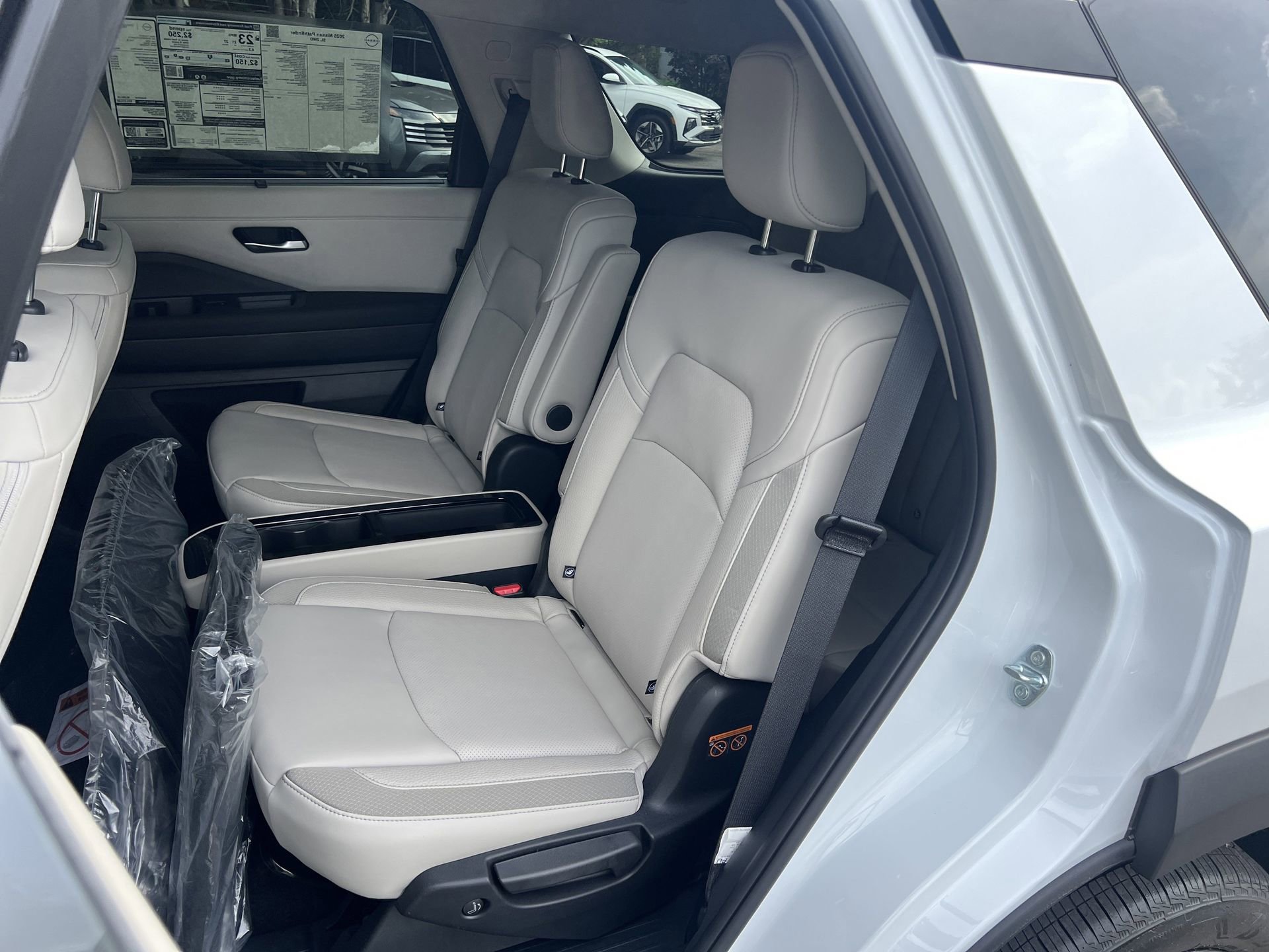 New 2026 Nissan Pathfinder SL FWD image 19