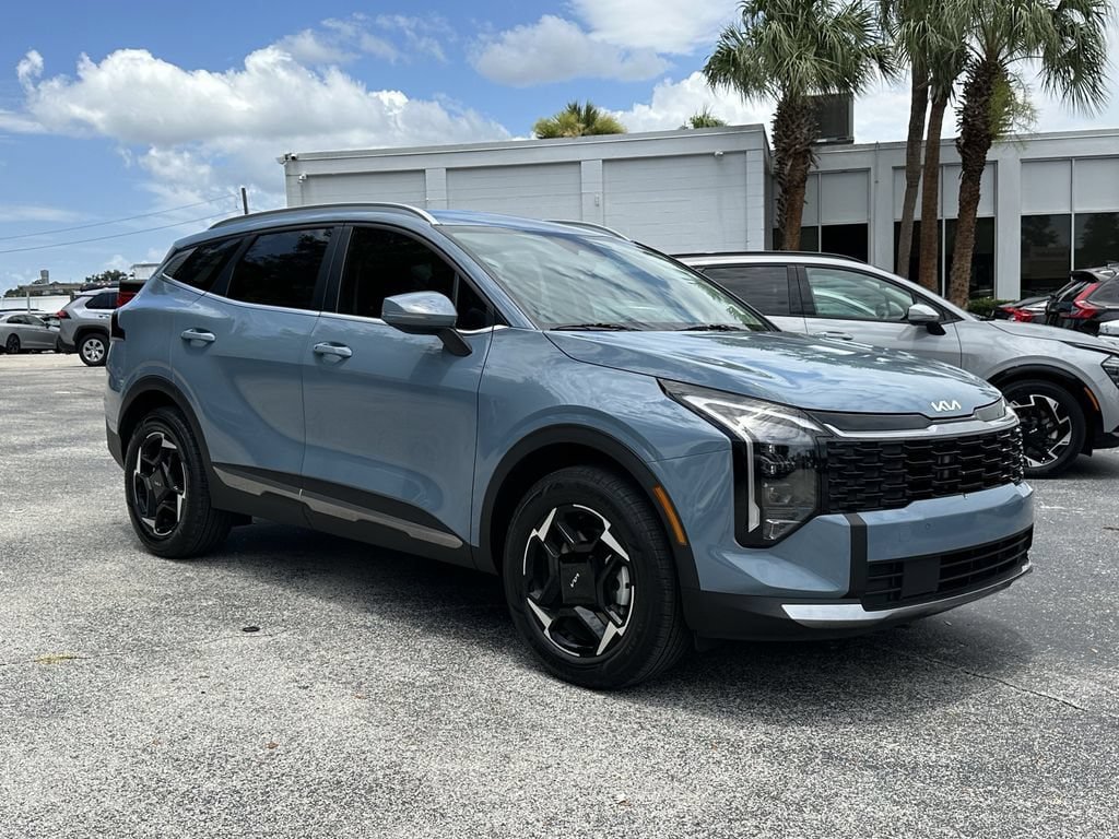 Certified 2026 Kia Sportage EX AWD/4WD image 2