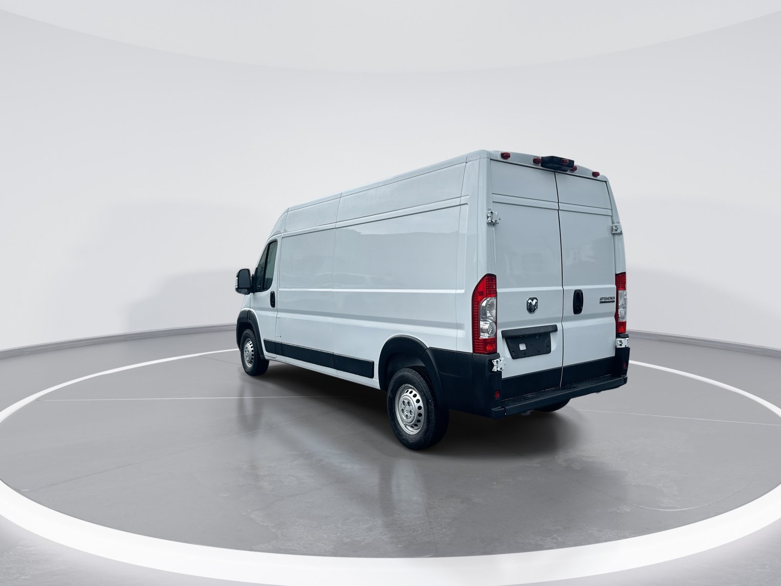 Used 2025 RAM ProMaster 2500 w/ Convenience Group FWD image 7