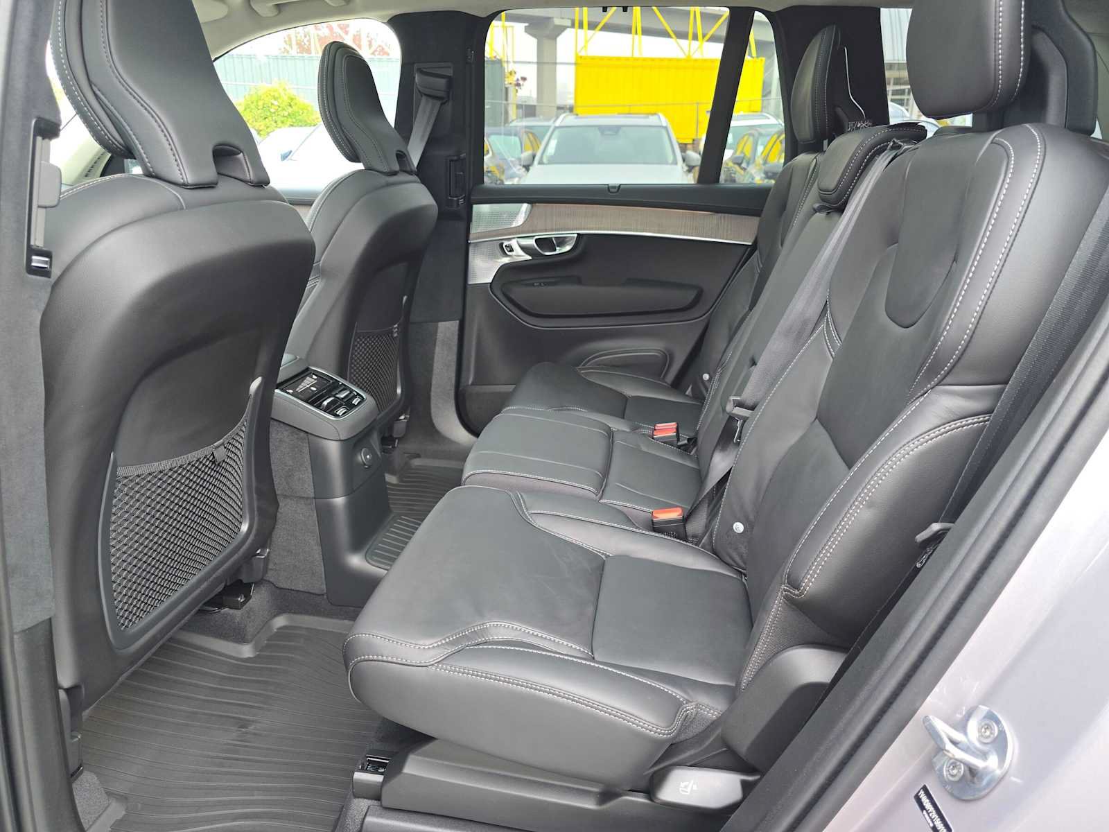 New 2027 Volvo XC90 T8 Ultra AWD/4WD image 15
