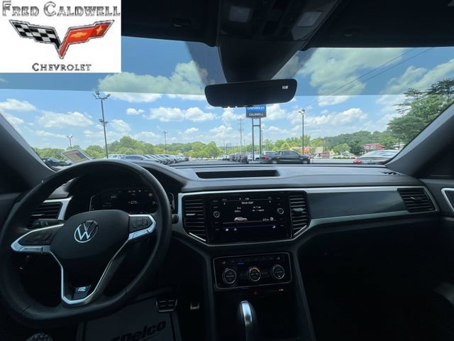 Used 2023 Volkswagen Atlas Cross Sport SEL Premium R-Line AWD/4WD image 10