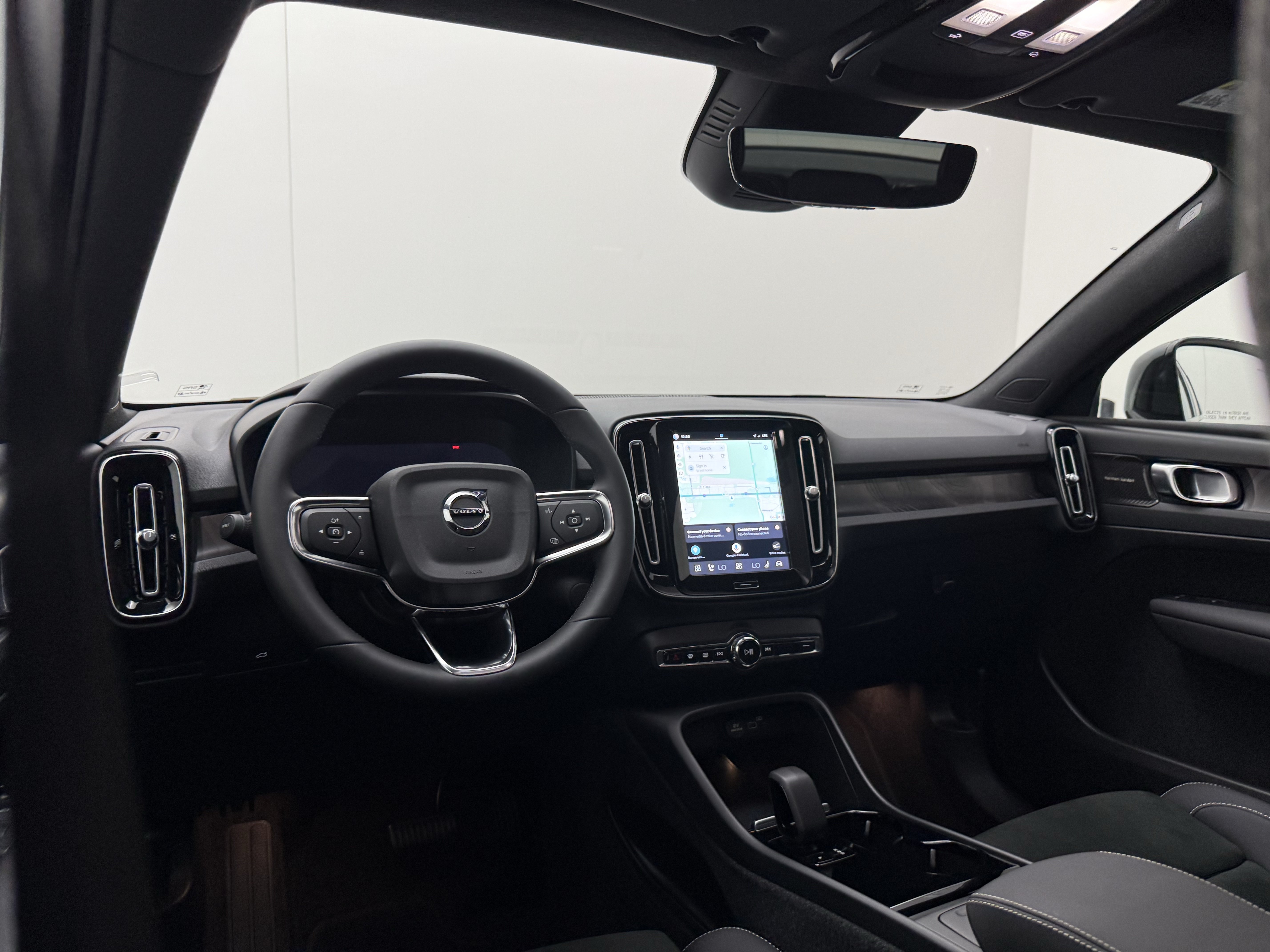 Certified 2023 Volvo C40 P8 Recharge Ultimate AWD/4WD image 23