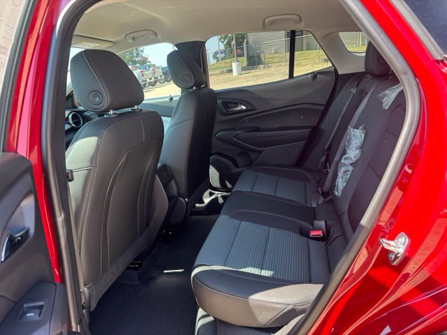 New 2026 Chevrolet Trax LT w/ Driver Confidence Package FWD image 12