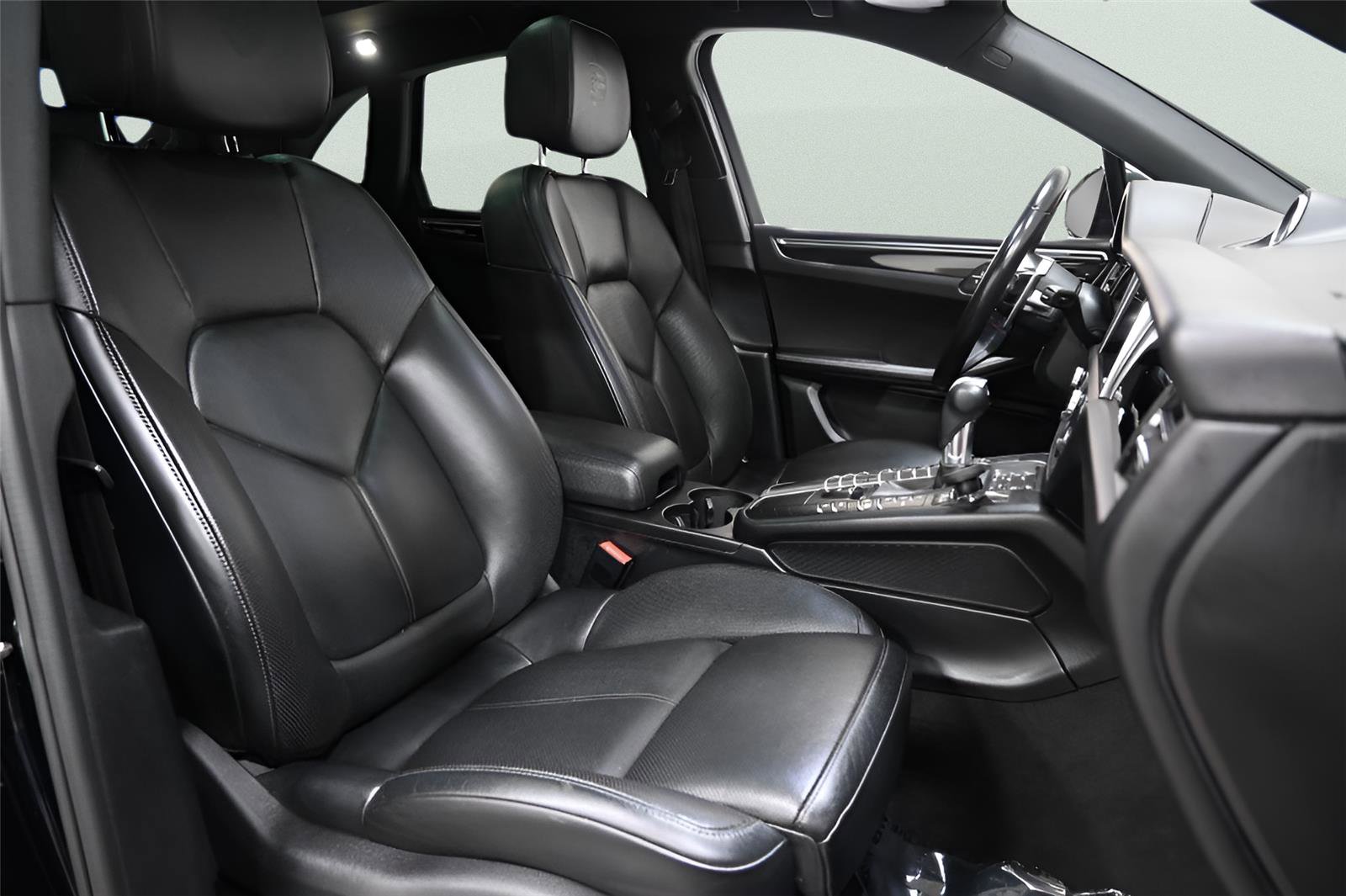 Used 2019 Porsche Macan S AWD/4WD image 20