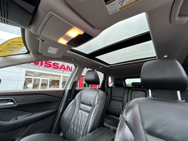 Used 2021 Nissan Rogue Platinum AWD/4WD image 37