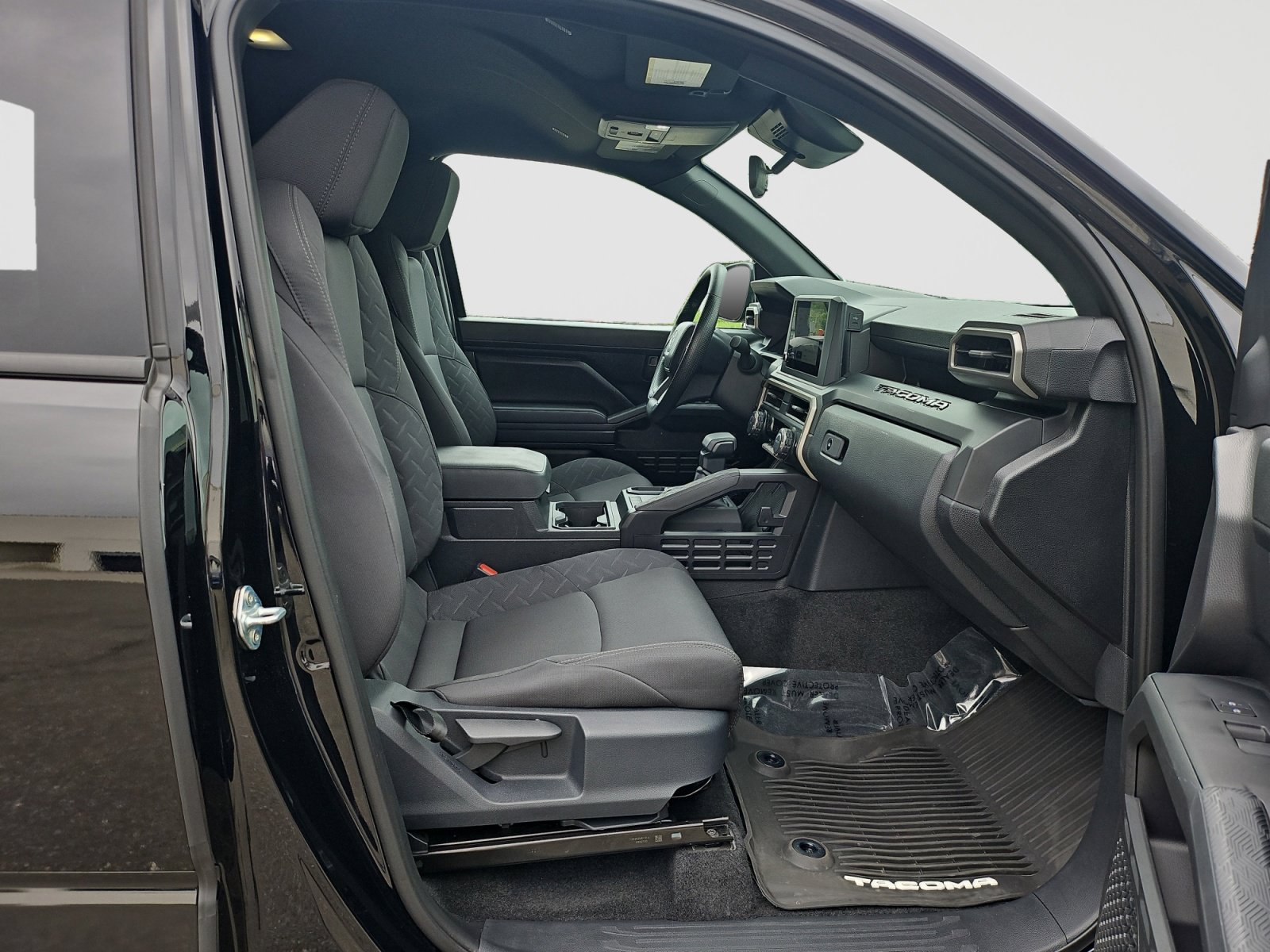 Used 2025 Toyota Tacoma SR w/ Towing Package RWD image 17