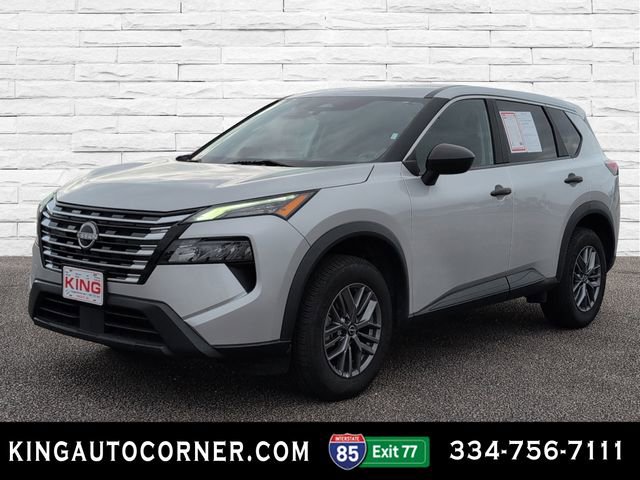 Used 2024 Nissan Rogue S AWD/4WD image 1