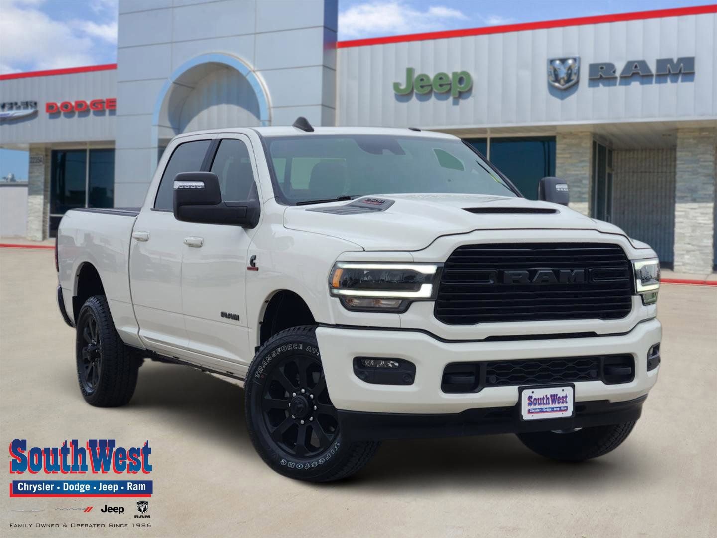 Used 2024 RAM 2500 Laramie w/ Night Edition AWD/4WD image 1
