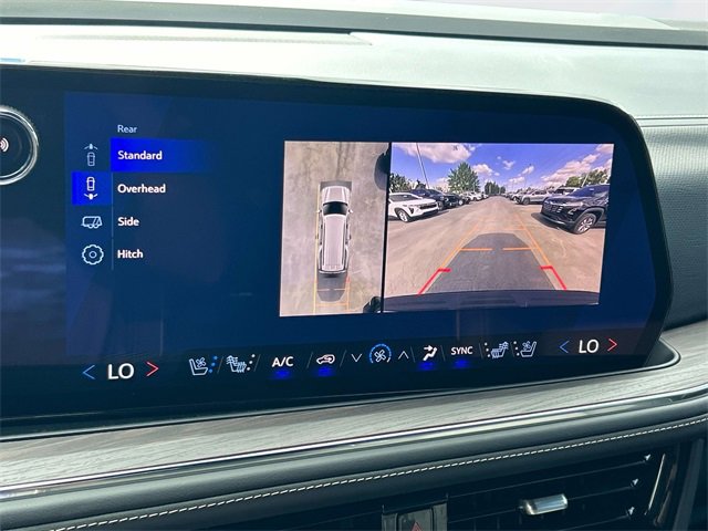 New 2026 Chevrolet Suburban Premier image 34