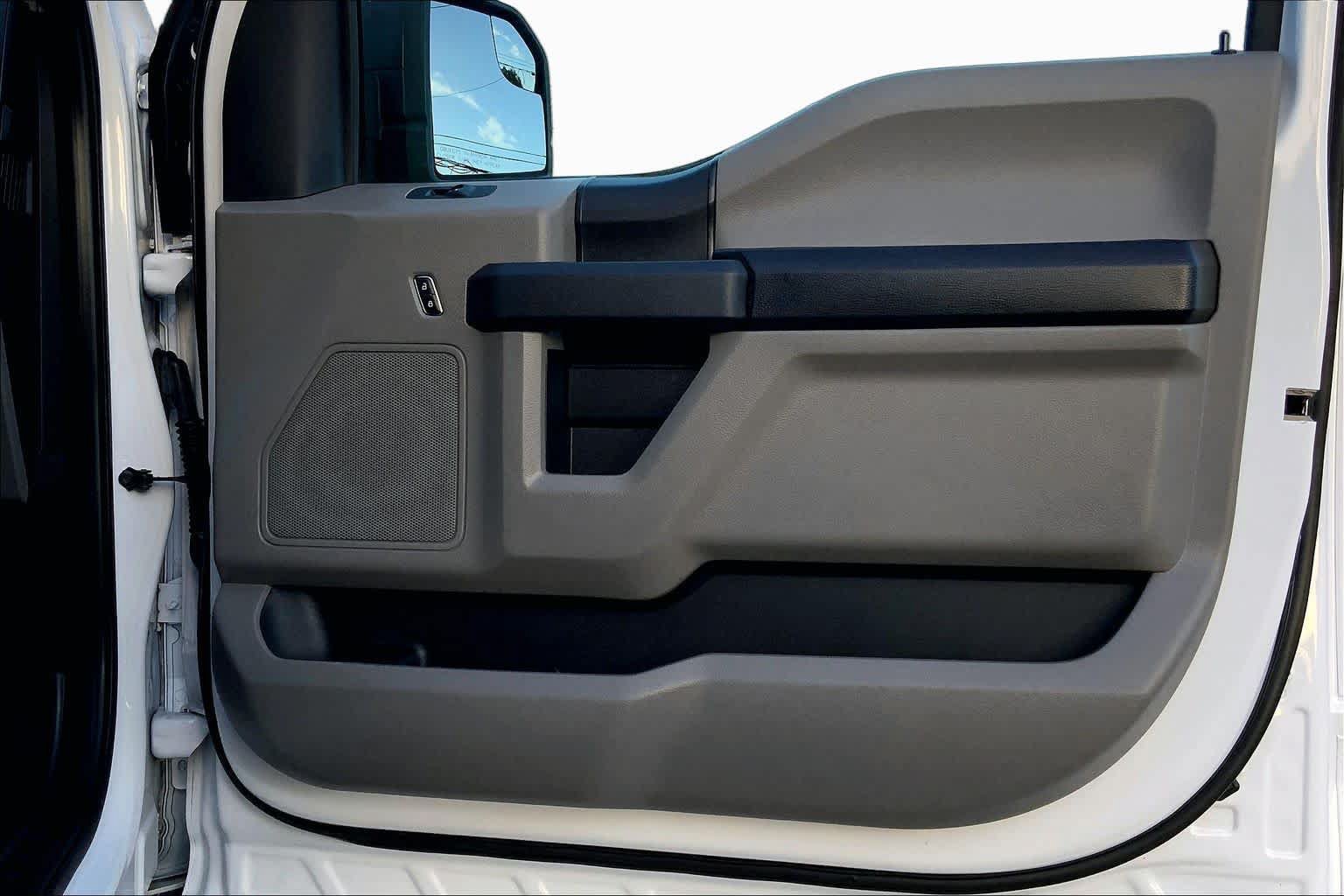 Used 2019 Ford F150 XL w/ Equipment Group 101A Mid RWD image 23