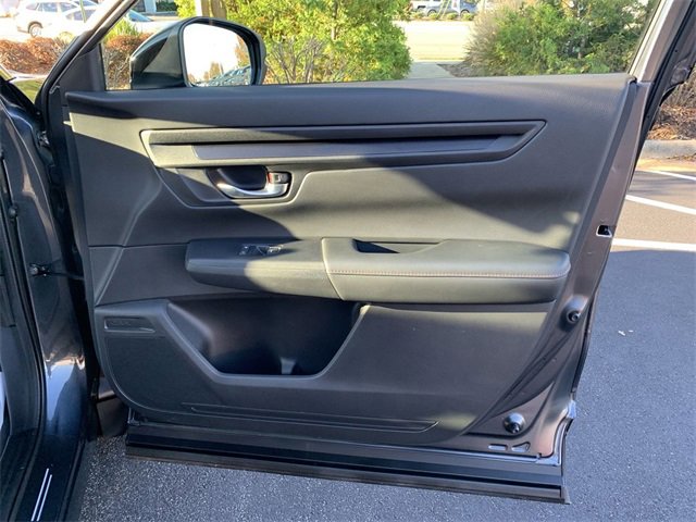 Used 2025 Honda CR-V Sport image 13