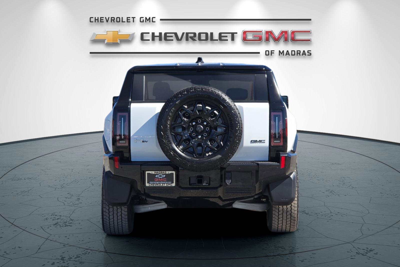 New 2026 GMC Hummer EV SUV w/ LPO, Sport Package image 4