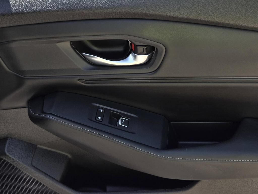Used 2023 Honda Accord Sport image 8