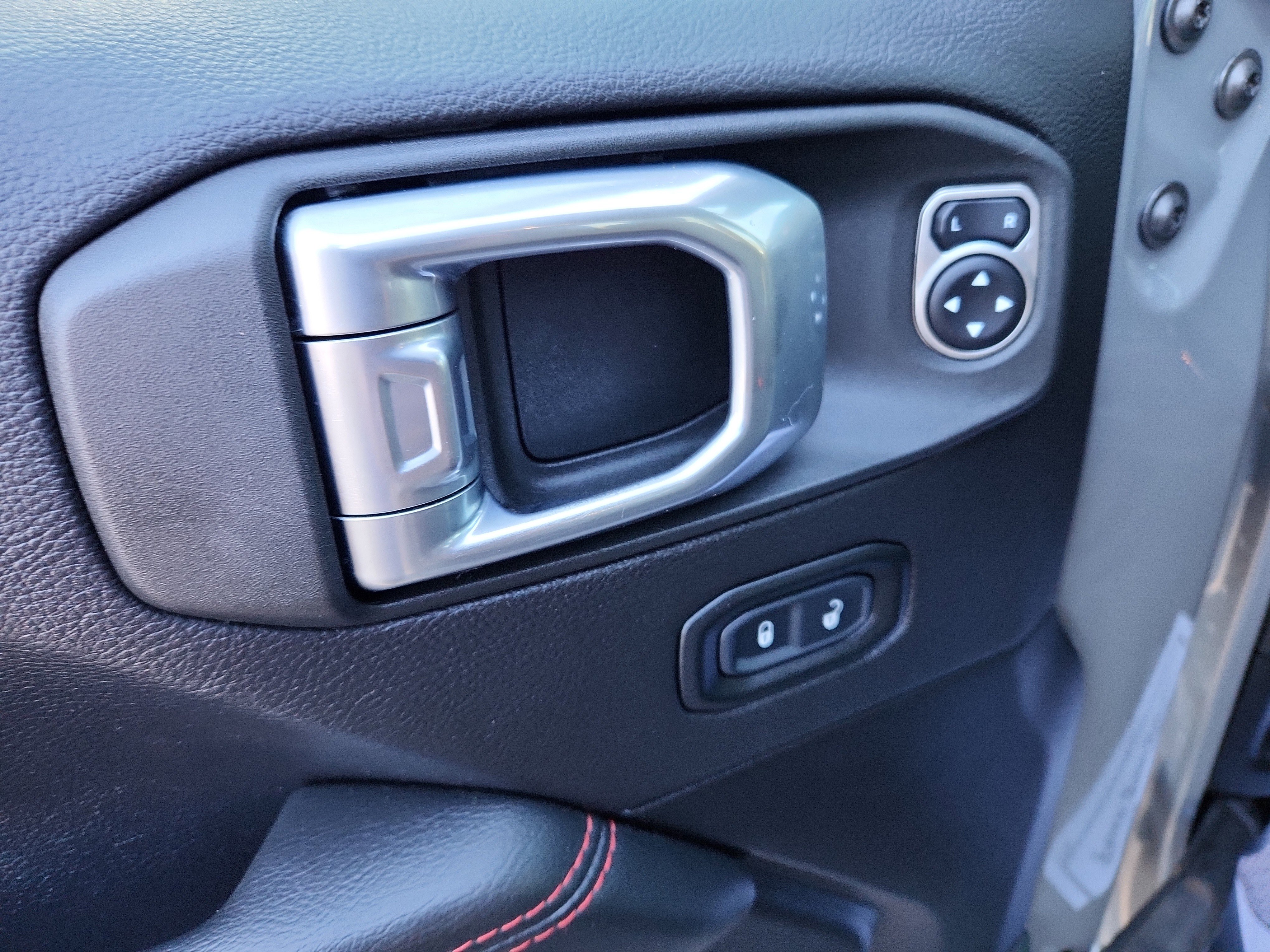 Used 2022 Jeep Gladiator Rubicon w/ LED Lighting Group image 22