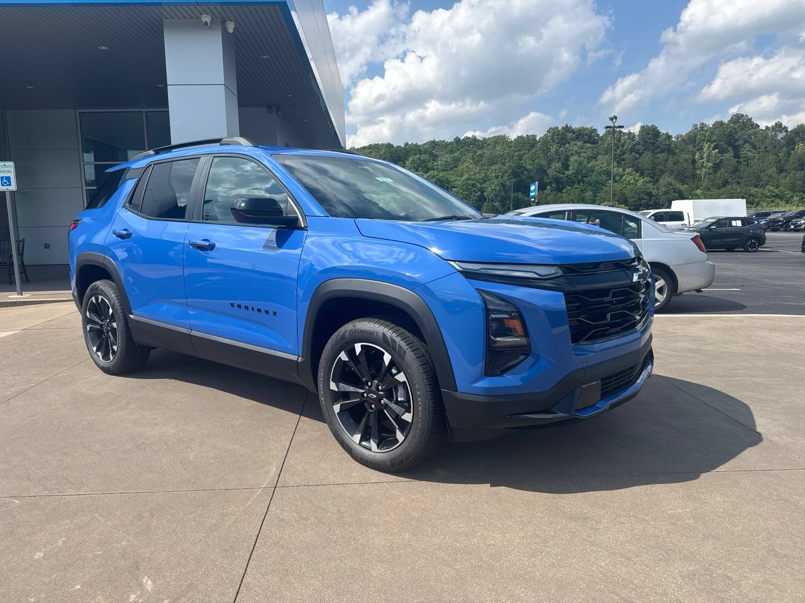 New 2026 Chevrolet Equinox RS AWD/4WD image 4