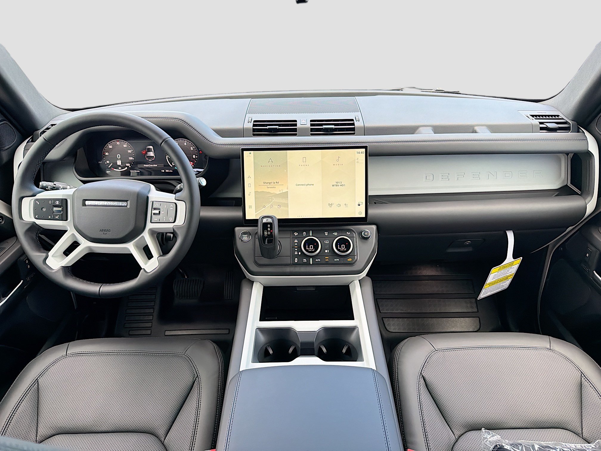 New 2026 Land Rover Defender 110 X-Dynamic SE AWD/4WD image 16