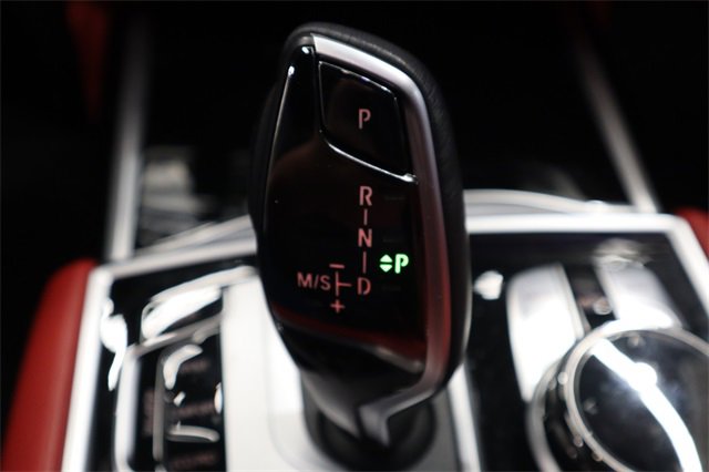 Certified 2022 BMW ALPINA B7 xDrive ALPINA B7 xDrive w/ Luxury Rear Seating Package image 32