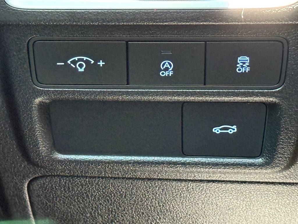 Used 2025 Hyundai Sonata SE FWD image 19