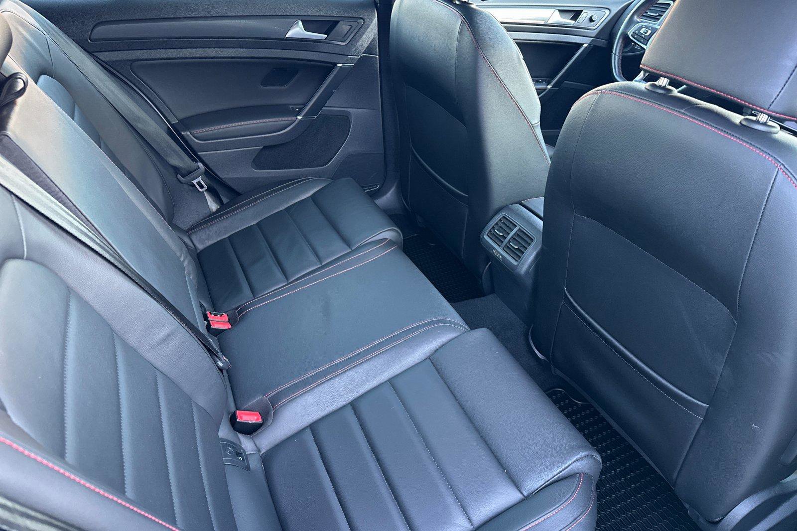 Used 2018 Volkswagen GTI Autobahn image 18