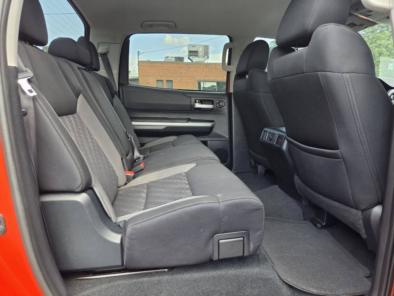 Used 2016 Toyota Tundra SR5 w/ TRD Off Road Package AWD/4WD image 16