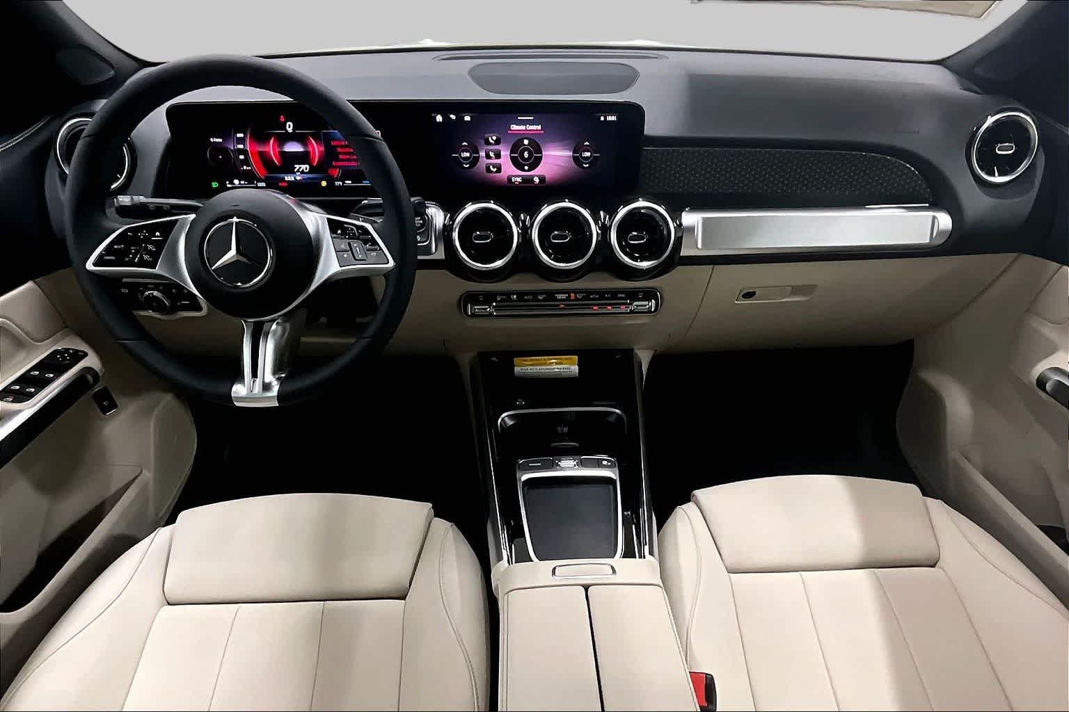 New 2026 Mercedes-Benz GLB 250 image 5