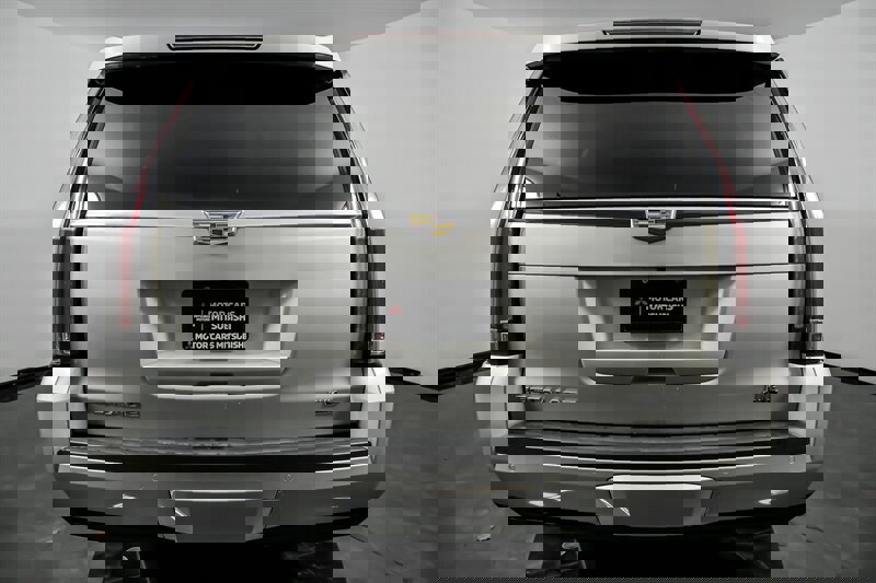 Used 2015 Cadillac Escalade Premium image 9