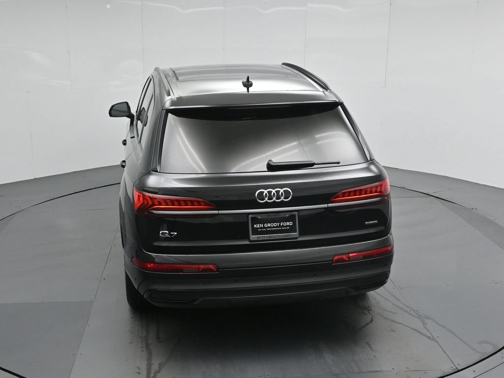 Used 2022 Audi Q7 3.0T Premium Plus w/ Premium Plus Package AWD/4WD image 45