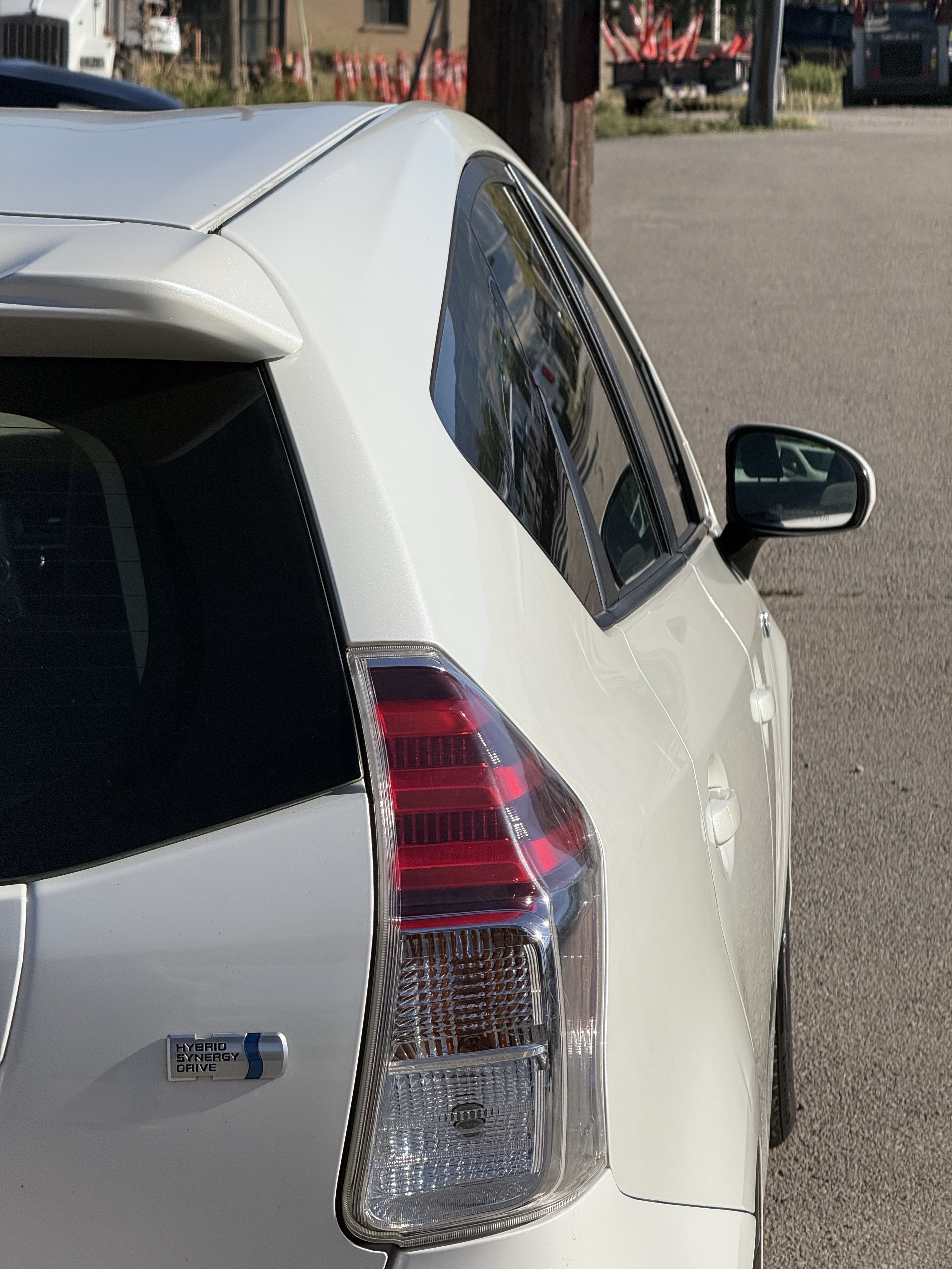 Used 2016 Toyota Prius V Three FWD image 21