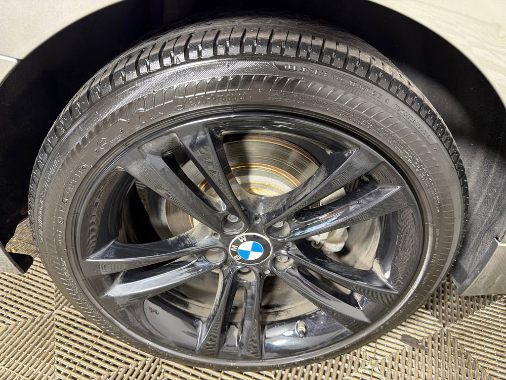 Used 2016 BMW 328i xDrive Sedan AWD/4WD image 19