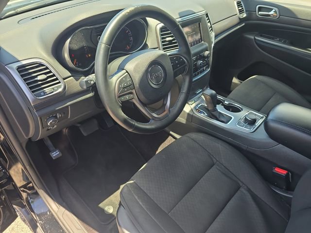 Used 2018 Jeep Grand Cherokee Laredo image 21
